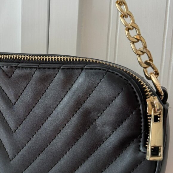 ALDO Black Chevron Double Compartment Crossbody Purse, $25 - Picture 7 of 9